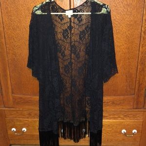 Lularoe Lindsay Black kimono with tassels